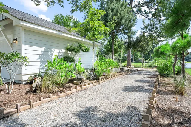 $819,000 | 8 Daffodil Farm Way, Bluffton, SC 29910