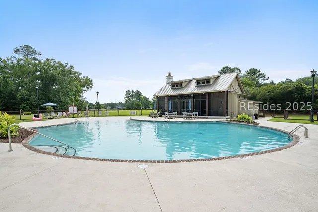 $819,000 | 8 Daffodil Farm Way, Bluffton, SC 29910