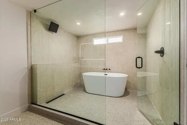 $615,000 | 3515 East Winchcomb Drive, Phoenix, AZ 85032