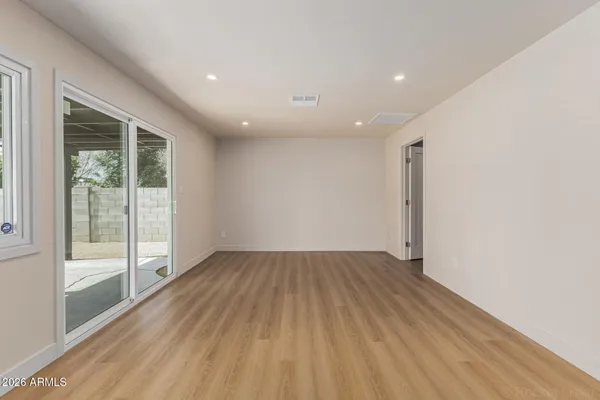 $615,000 | 3515 East Winchcomb Drive, Phoenix, AZ 85032