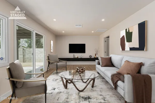 $615,000 | 3515 East Winchcomb Drive, Phoenix, AZ 85032