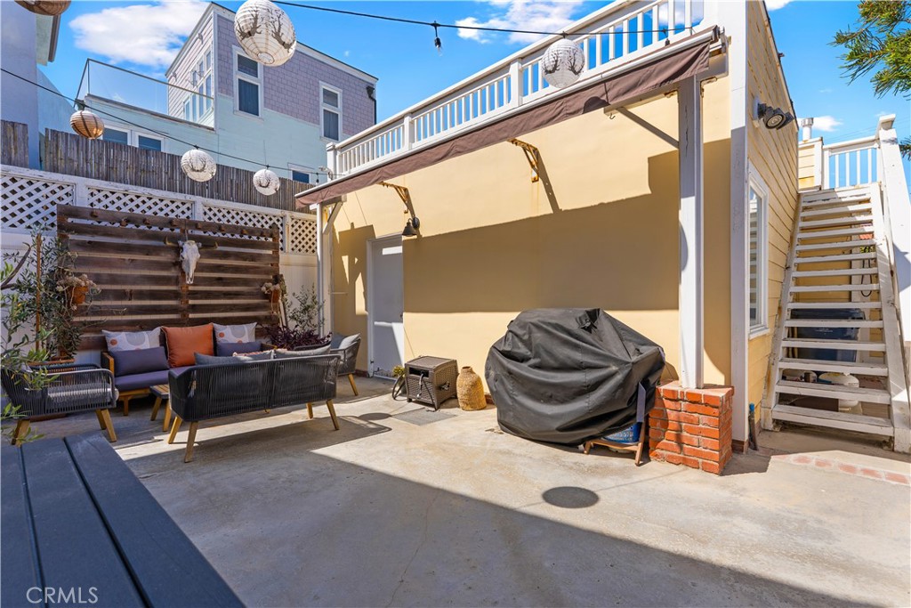 53 B Surfside Avenue Surfside, CA 90743 - Photo 13 of 42