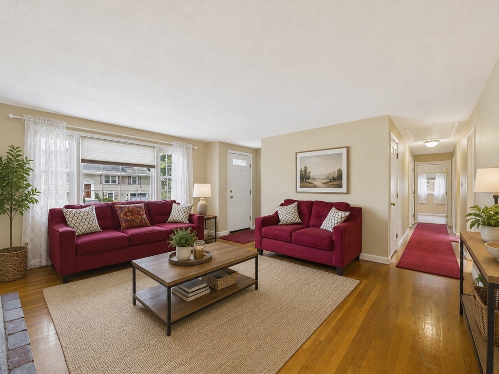 4 Anna Drive Canton, MA 02021 - Photo 8 of 29