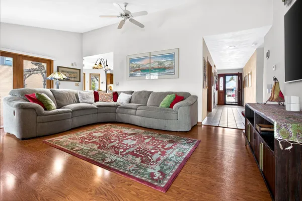 $515,000 | 1305 Orchard Court, Neenah, WI 54956