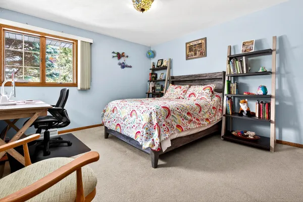 $515,000 | 1305 Orchard Court, Neenah, WI 54956