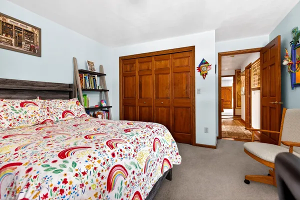 $515,000 | 1305 Orchard Court, Neenah, WI 54956