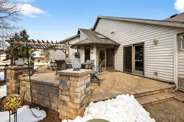 $515,000 | 1305 Orchard Court, Neenah, WI 54956