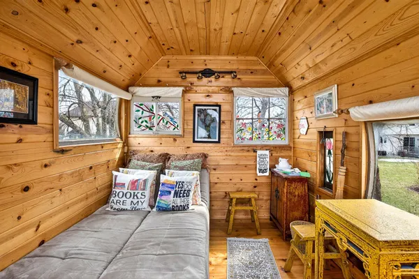 $515,000 | 1305 Orchard Court, Neenah, WI 54956