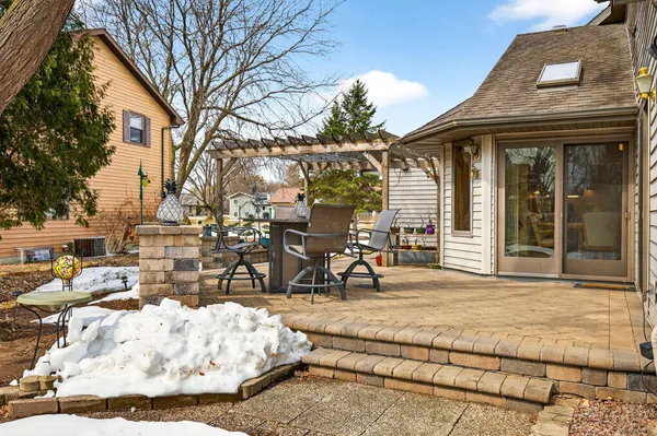 $515,000 | 1305 Orchard Court, Neenah, WI 54956