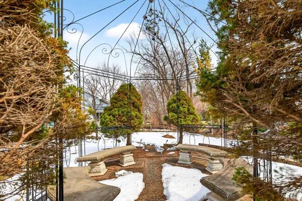 $515,000 | 1305 Orchard Court, Neenah, WI 54956