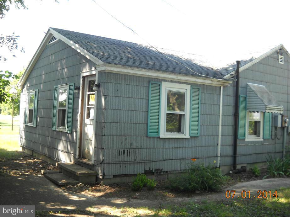24561 Hynson Road Federalsburg, MD 21632 - Photo 3 of 4 Exterior (Rear)
