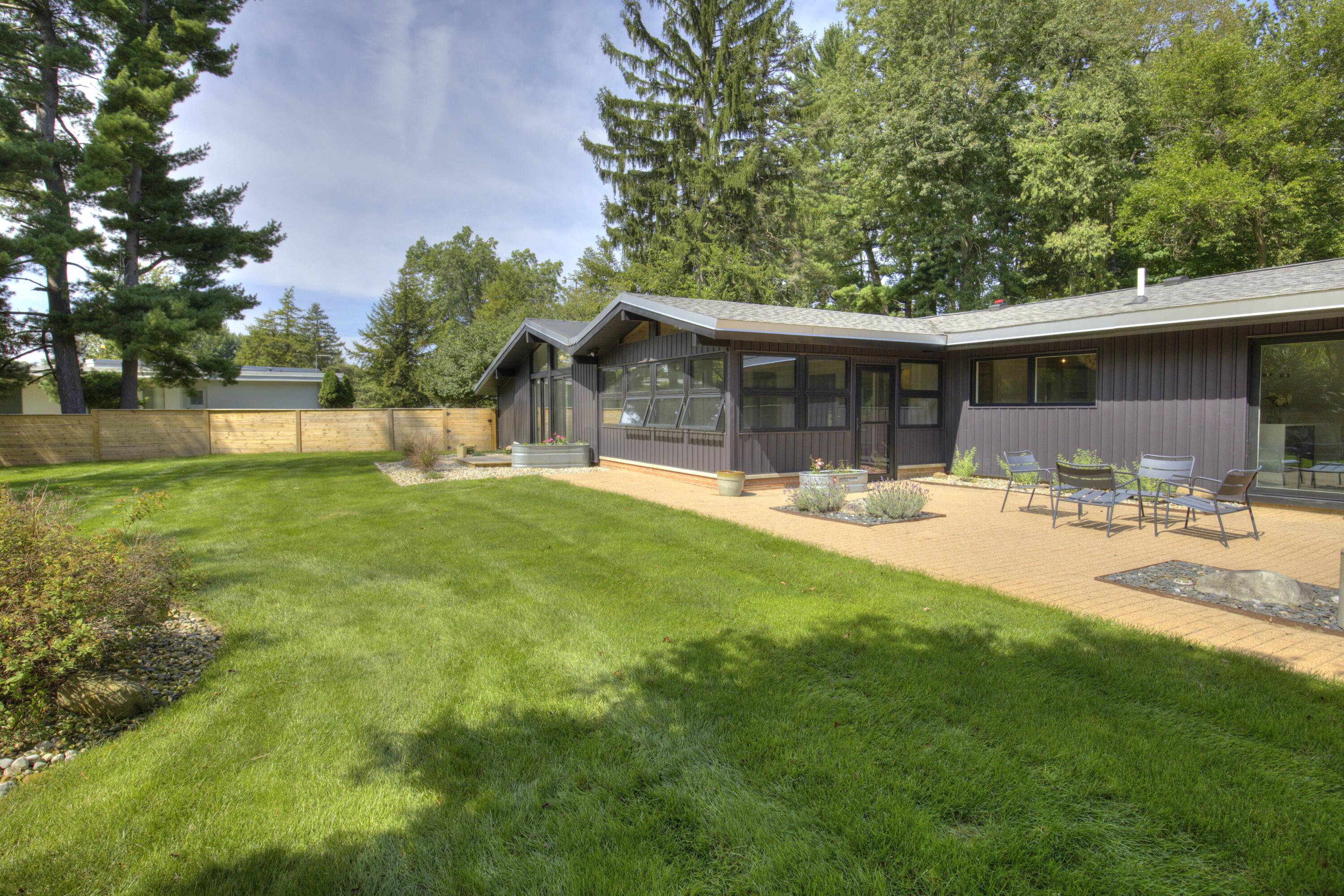 3520 Stonewall Road Jackson, MI 49203 - Photo 75 of 107 AQ1A7363_4_5