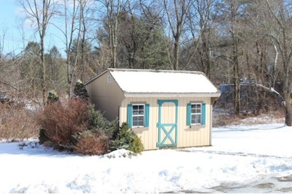 22 Monson Road Wales, MA 01081 - Photo 5 of 30 Gallery Image 5