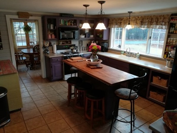 22 Monson Road Wales, MA 01081 - Photo 10 of 30 Gallery Image 10