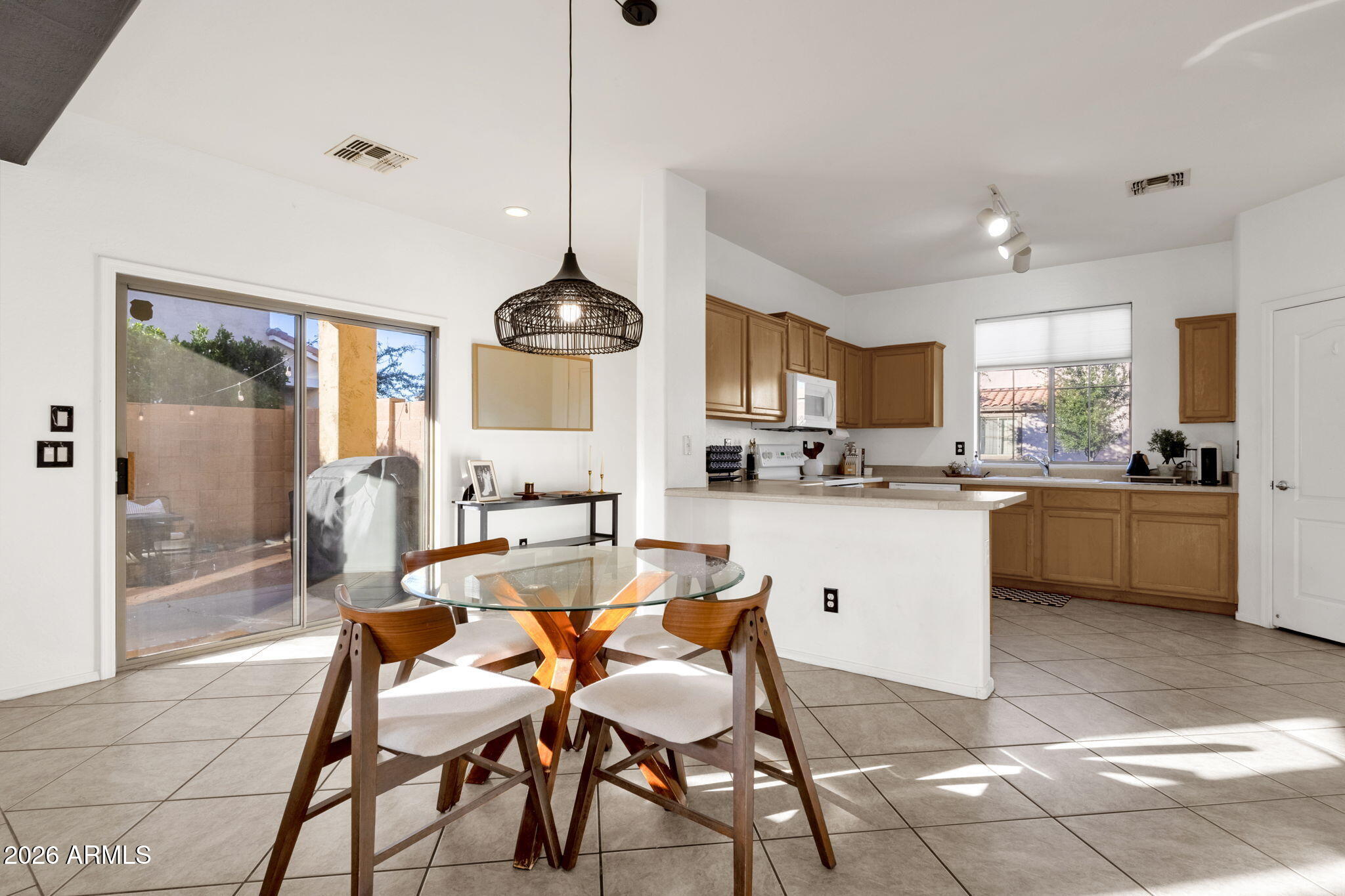 6337 South Blake Street Gilbert, AZ 85298 - Photo 7 of 31 6-web-or-mls-6337-s-blake-st