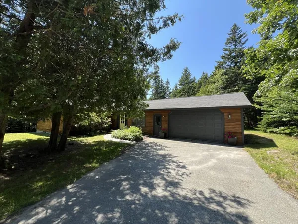 $885,000 | 48 Kelleytown Road, Tremont, ME 04612