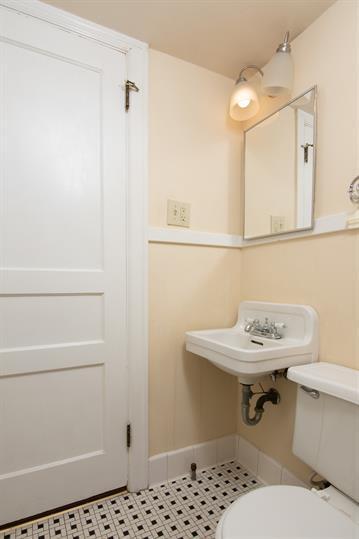 1014 Tates Creek Road Lexington, KY 40502 - Photo 6 of 15 LP Bathroom