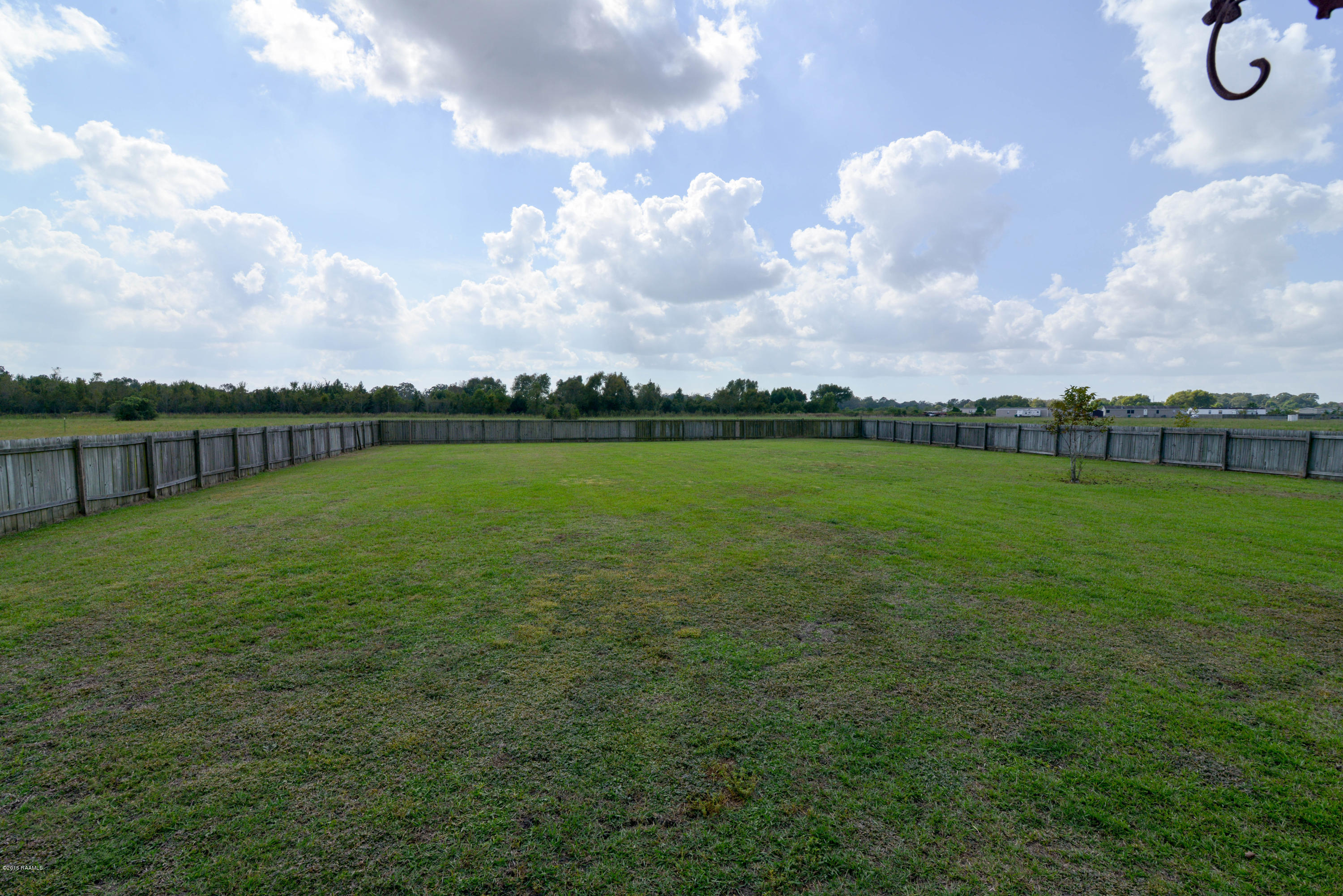 804 Troy Road New Iberia, LA 70563 - Photo 15 of 16 DSC_0511