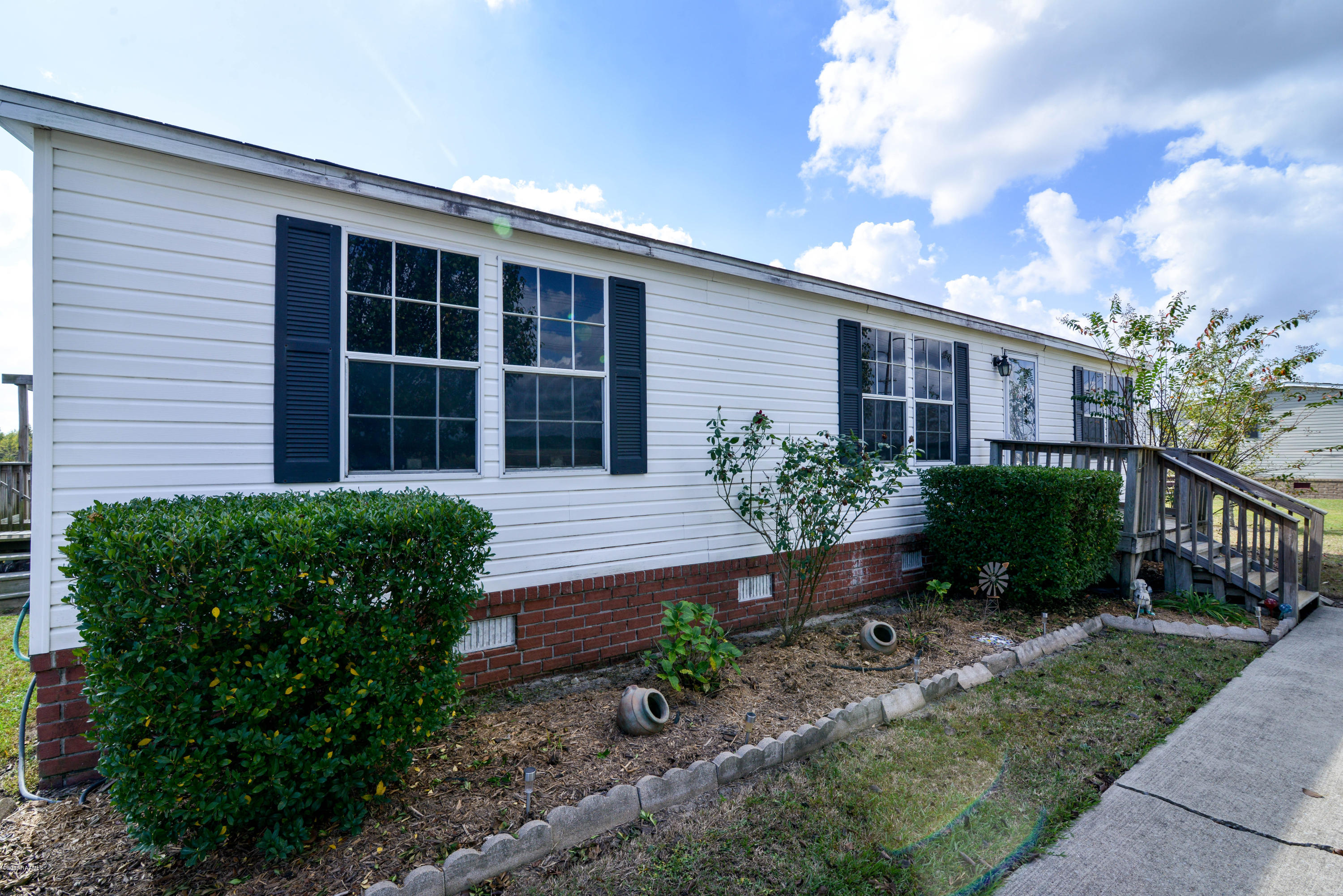 804 Troy Road New Iberia, LA 70563 - Photo 3 of 16 DSC_0474