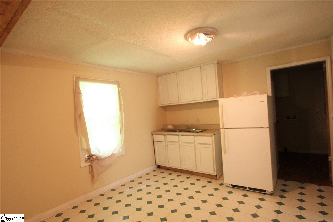 627 Talley Bridge Road Marietta, SC 29661 - Photo 8 of 21