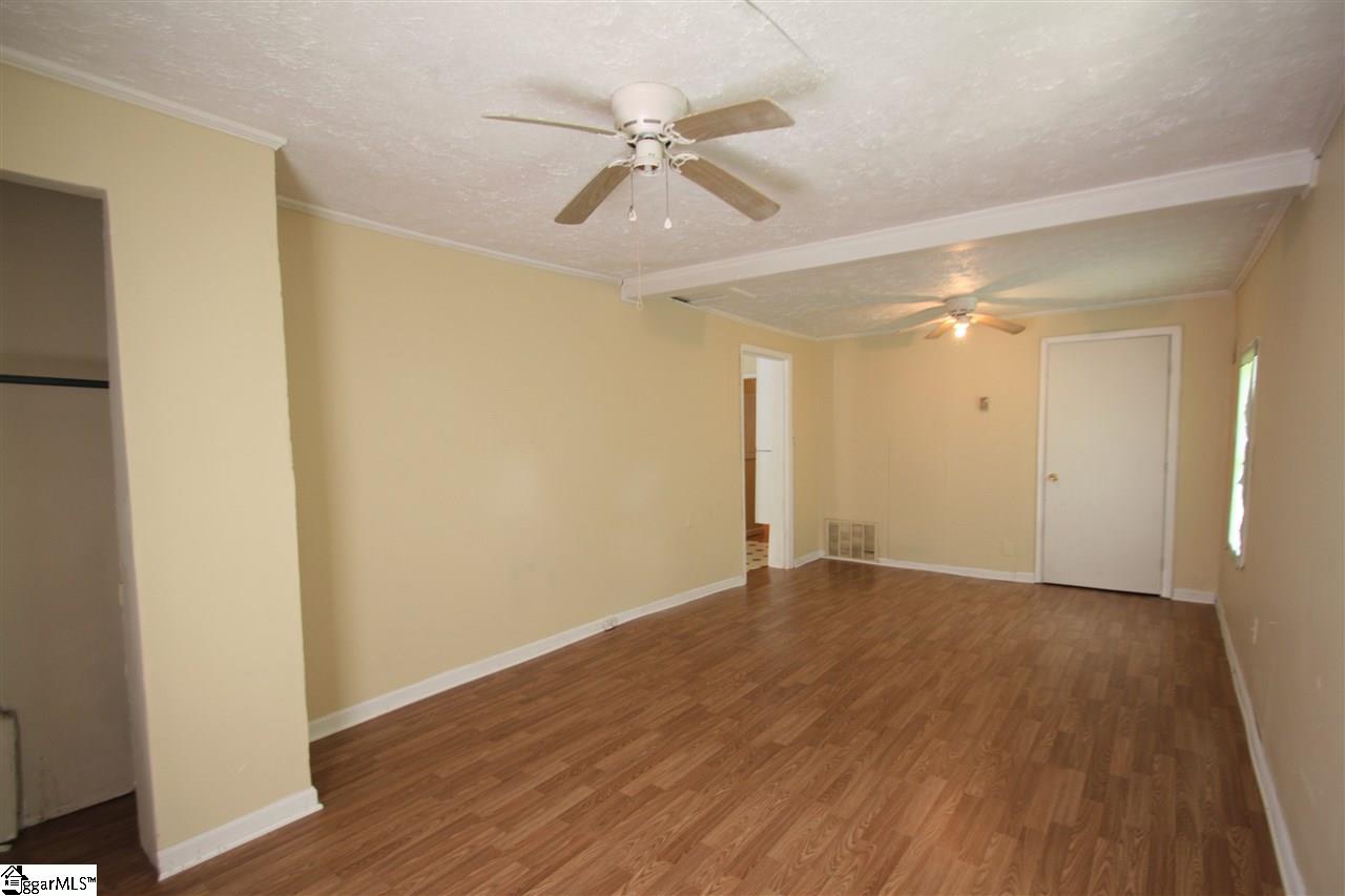 627 Talley Bridge Road Marietta, SC 29661 - Photo 9 of 21