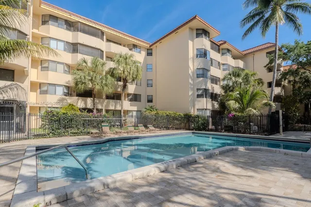 $219,899 | 7401 Northwest 16th Street, Unit 207, Plantation, FL 33313