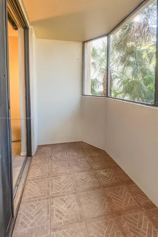 $219,899 | 7401 Northwest 16th Street, Unit 207, Plantation, FL 33313