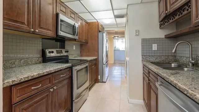 $219,899 | 7401 Northwest 16th Street, Unit 207, Plantation, FL 33313
