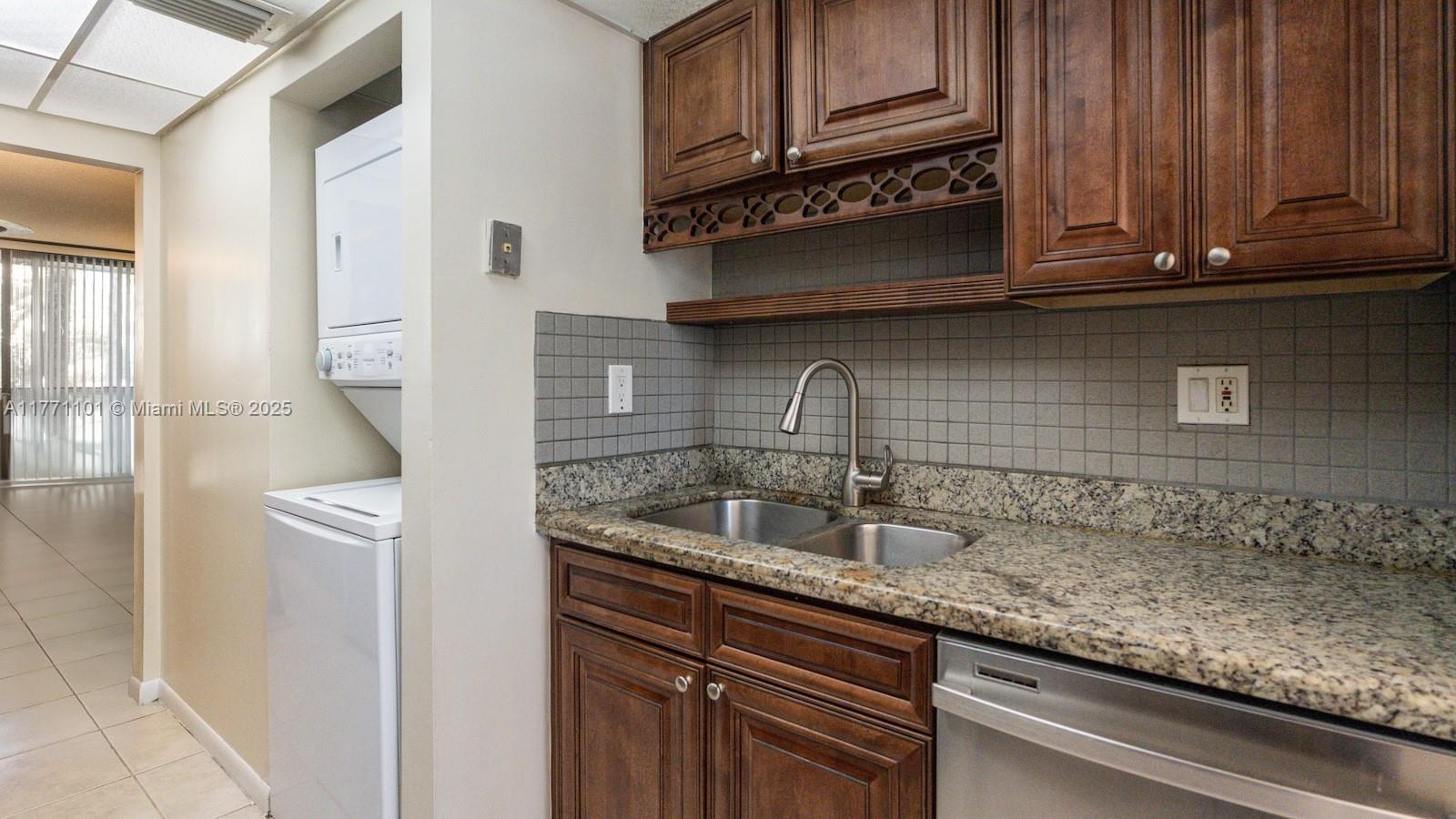 7401 Northwest 16th Street, Unit 207 Plantation, FL 33313 - Photo 4 of 25