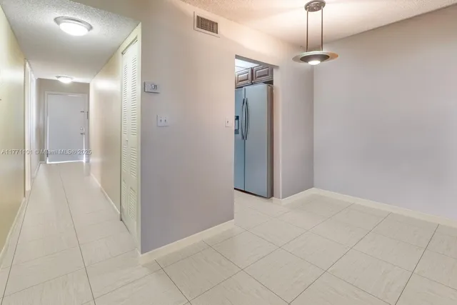 $219,899 | 7401 Northwest 16th Street, Unit 207, Plantation, FL 33313