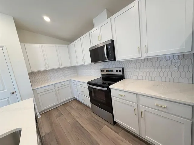 $2,300 | 10423 Plumbago Lane, Riverview, FL 33578