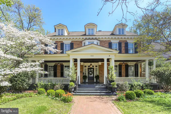 front view of house with a yard