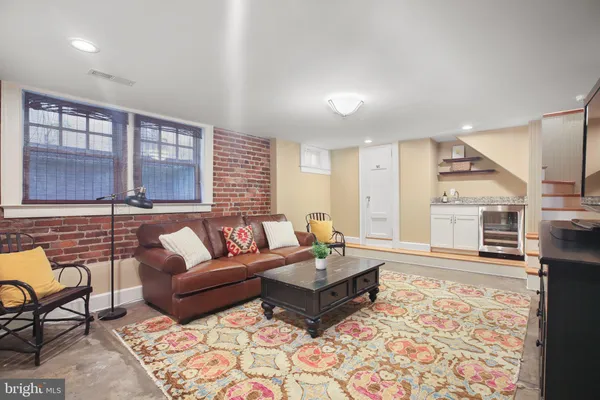 $2,275,000 | 1111 Prince Edward Street, Fredericksburg, VA 22401