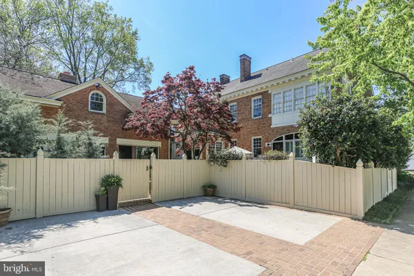 $2,275,000 | 1111 Prince Edward Street, Fredericksburg, VA 22401