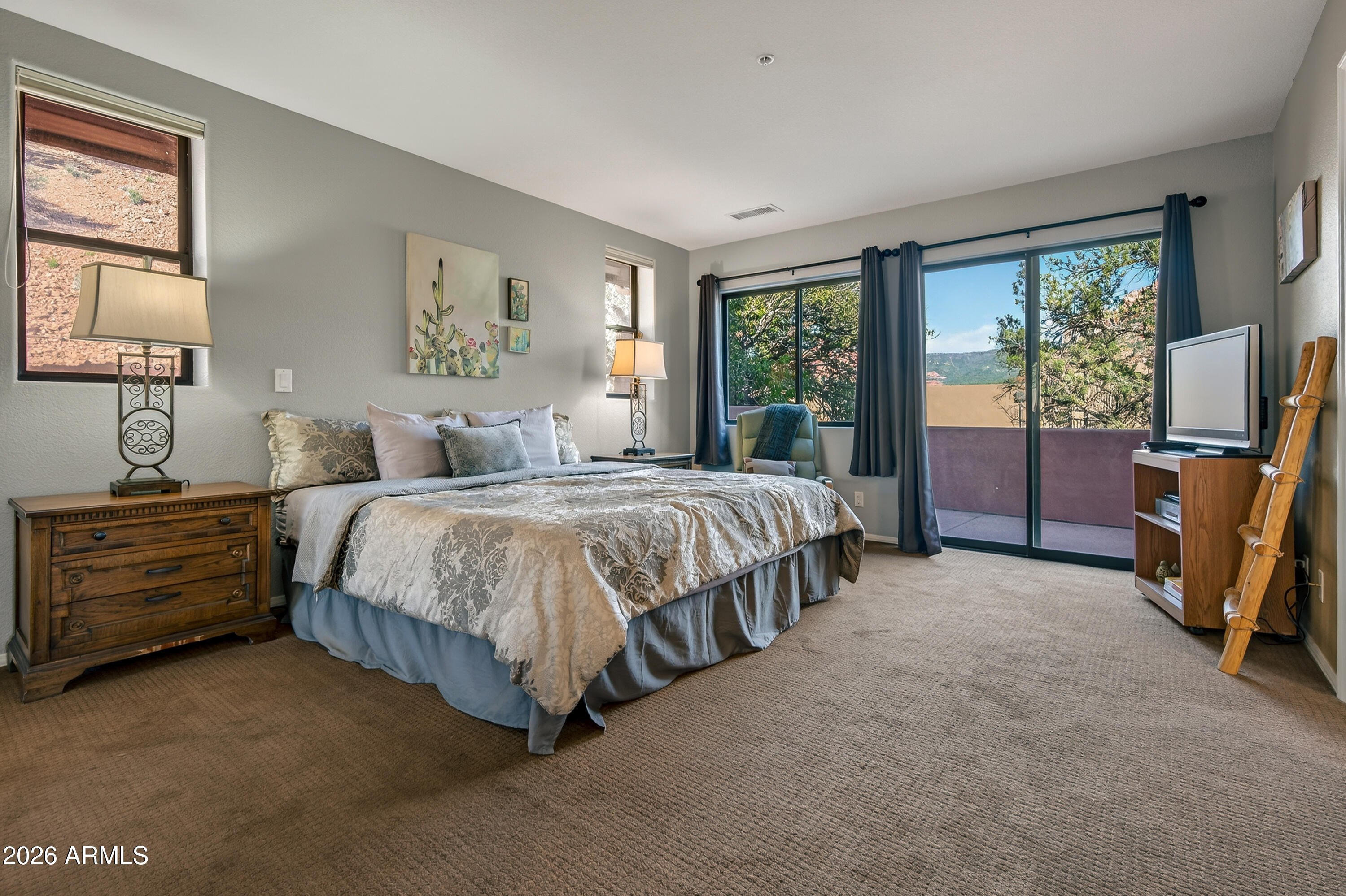 345 Brewer Road Sedona, AZ 86336 - Photo 19 of 56 Owners' Suite