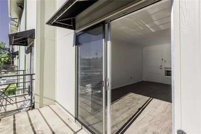 $1,650 | 4211 Holland Avenue, Unit 208, Dallas, TX 75219