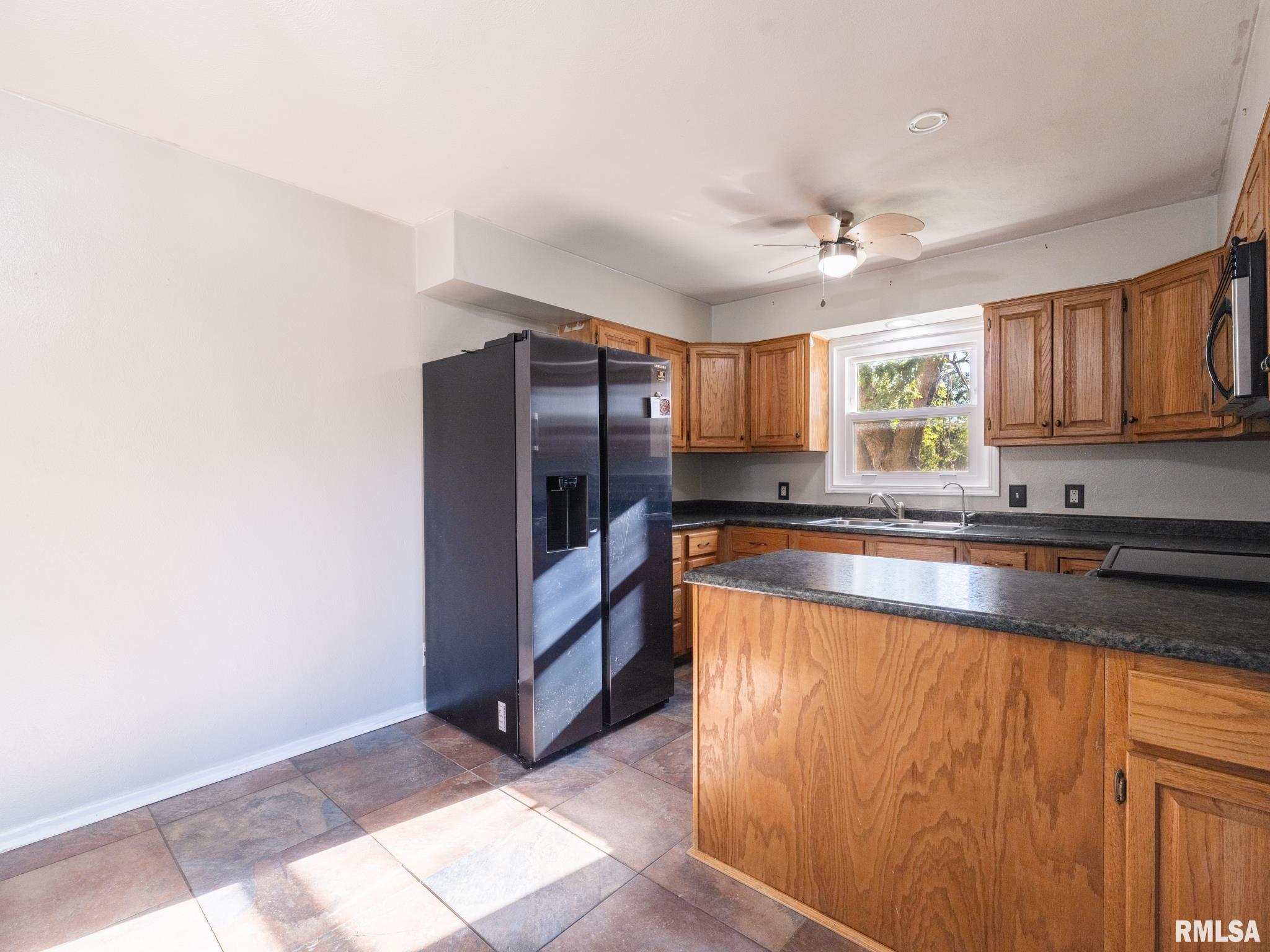 13082 Laurel Street Manito, IL 61546 - Photo 21 of 52