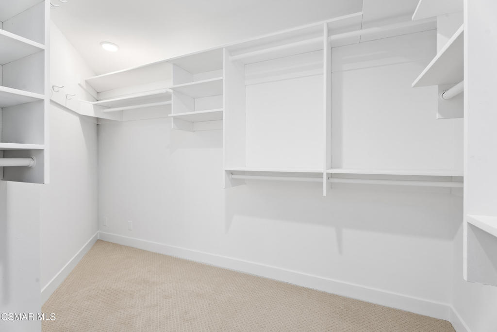 4 Jib Street, Unit 13 Marina del Rey, CA 90292 - Photo 23 of 53 a view of an empty walk in closet