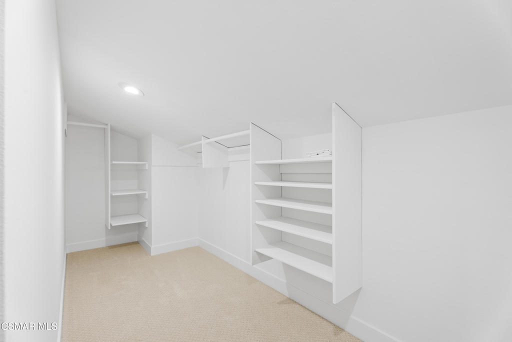 4 Jib Street, Unit 13 Marina del Rey, CA 90292 - Photo 38 of 53 a view of walk in closet with empty racks