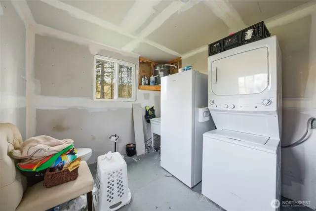 $799,999 | 34315 Tanwax Drive East, Eatonville, WA 98328