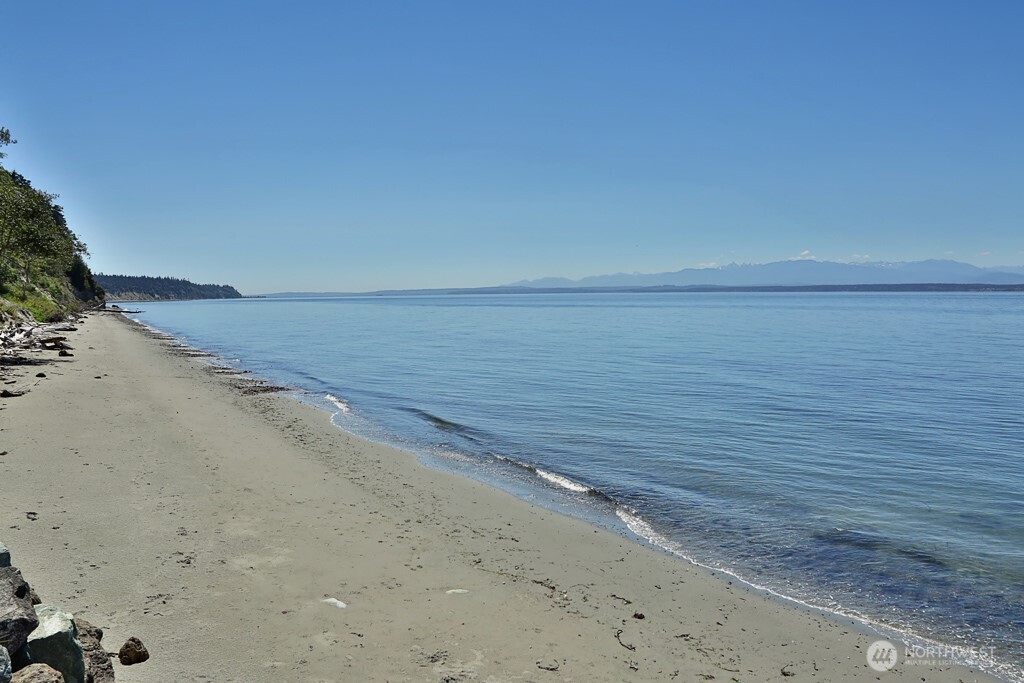 364 Gramayre Road Coupeville, WA 98239 - Photo 23 of 38 a view of an ocean beach