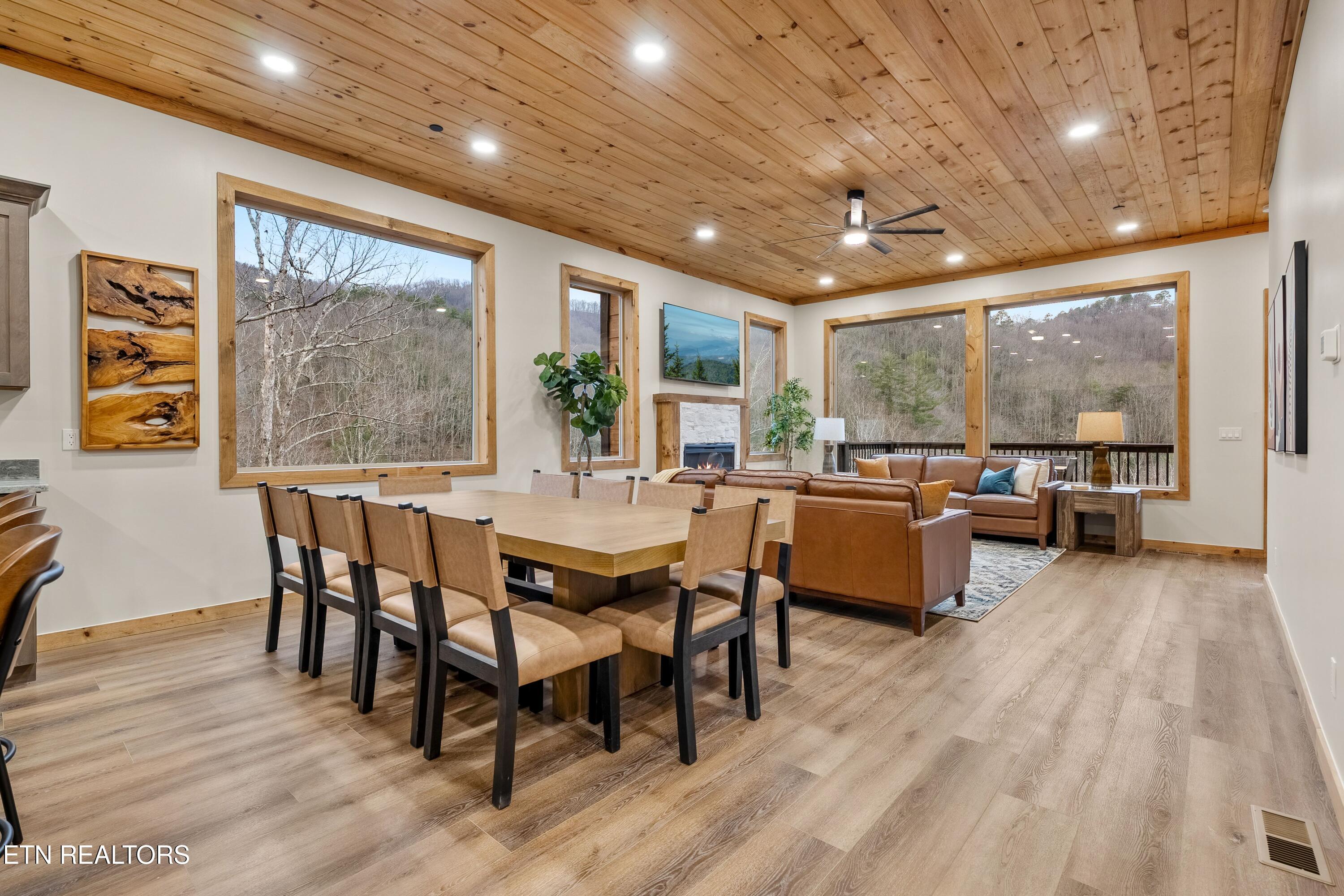 4116 Elk Rdg Way Sevierville, TN 37862 - Photo 7 of 53 8 DSC00925-HDR
