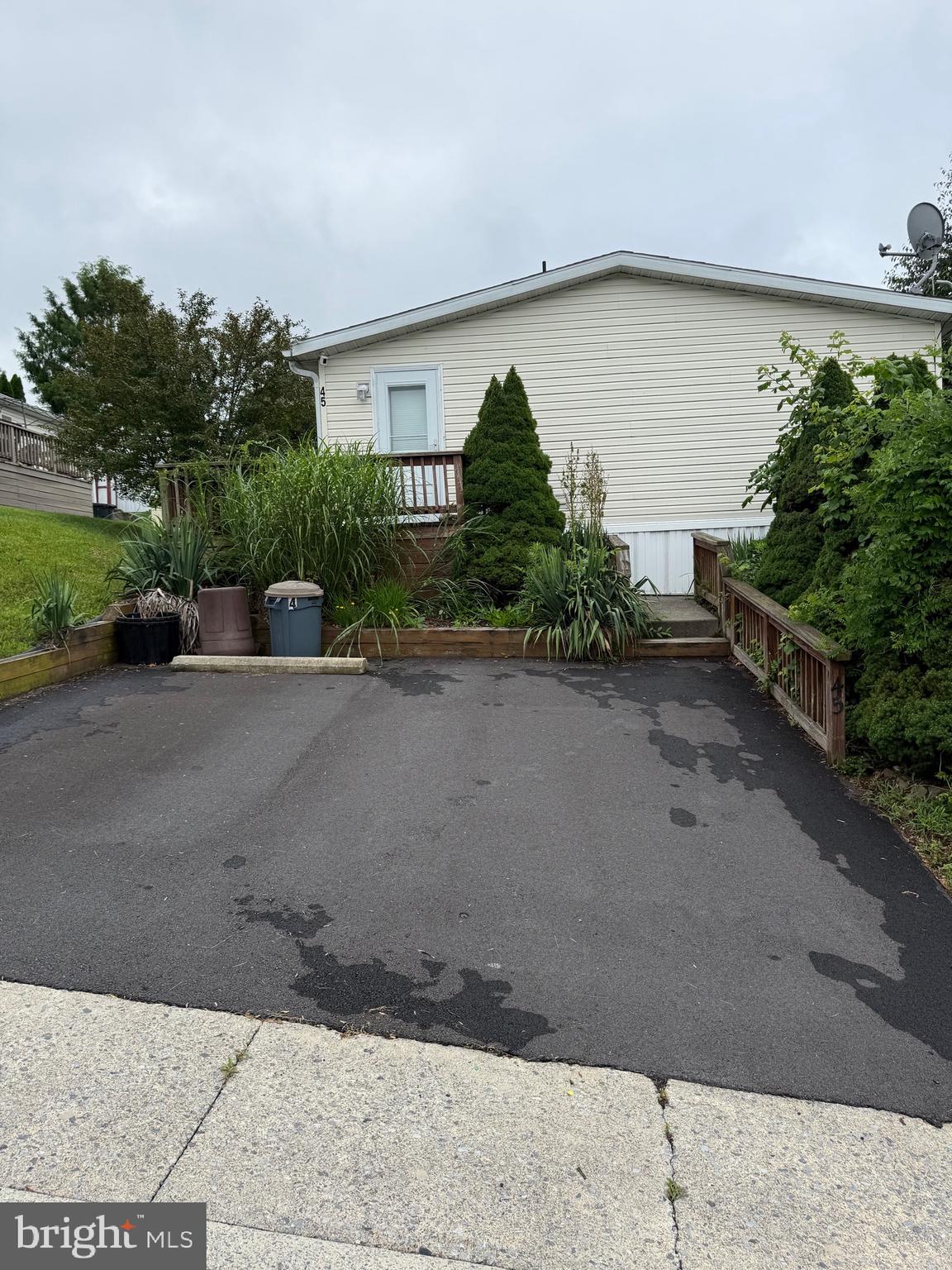 45 Eagle Street Kutztown, PA 19530 - Photo 3 of 34