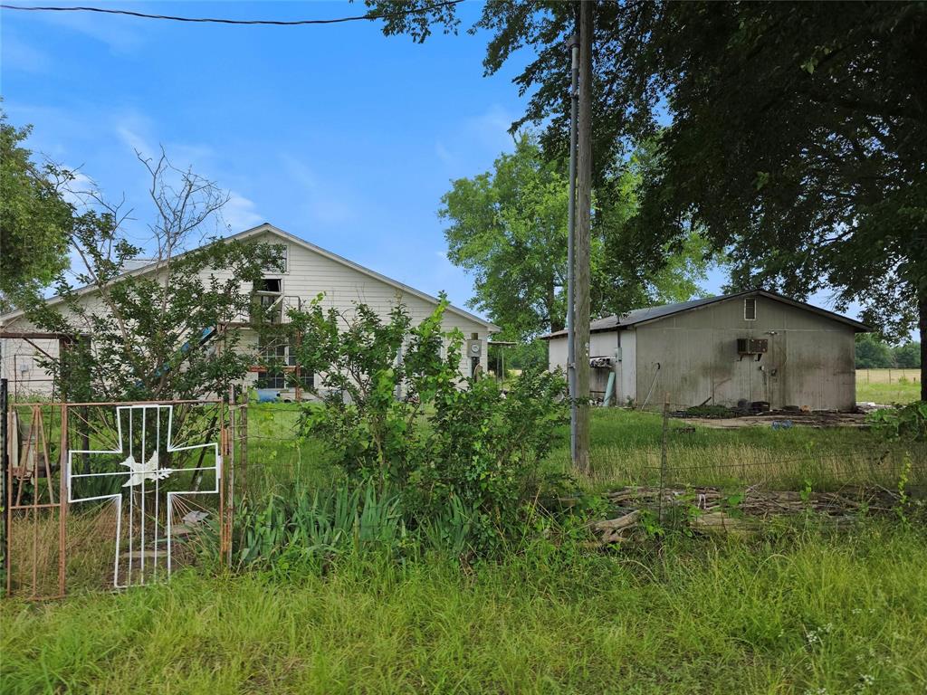1917 County Road 1144 Point, TX 75472 - Photo 16 of 19