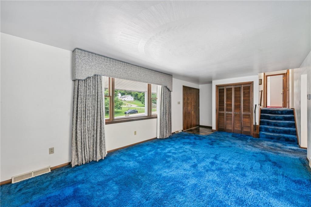 2670 Bickerstaff Road Irwin, PA 15642 - Photo 6 of 32 Gallery Image 6
