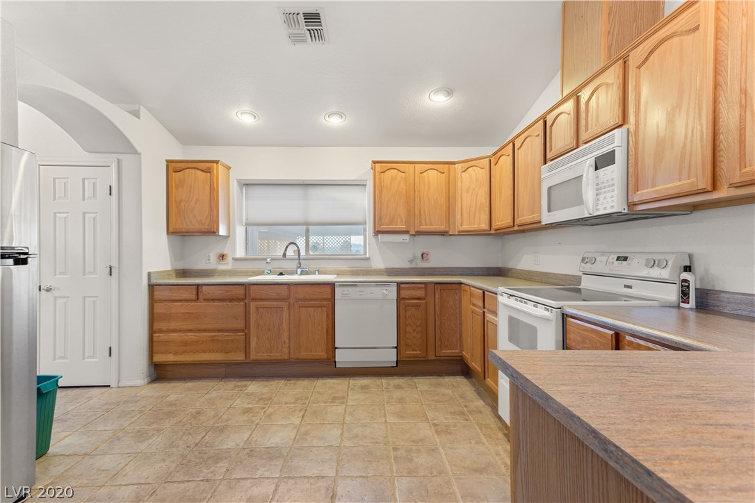 1463 Star Road Pahrump, NV 89048 - Photo 8 of 28 Gallery Image 8
