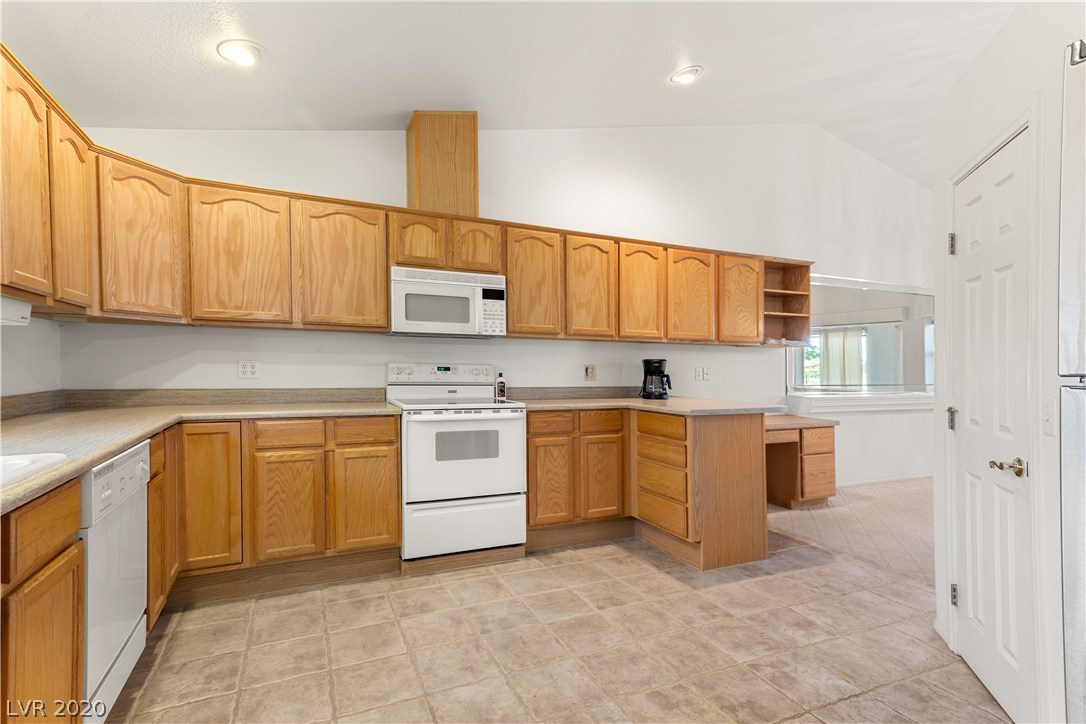 1463 Star Road Pahrump, NV 89048 - Photo 9 of 28 Gallery Image 9