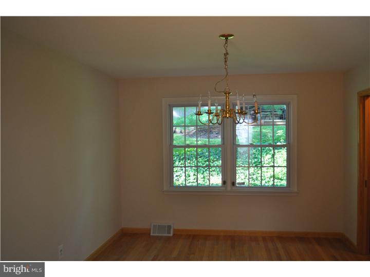 903 Beechwood Road Havertown, PA 19083 - Photo 3 of 23 Dining Room