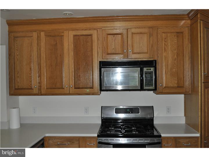 903 Beechwood Road Havertown, PA 19083 - Photo 8 of 23 Kitchen