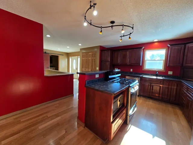 $550,000 | 1500 Olympic Street, Braham, MN 55006